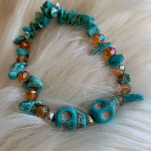 Howlite and Iridescent Turquoise Colored Skull Stacking Stretch Bracelet